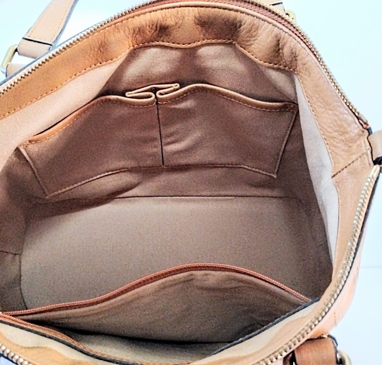 MCM Heritage Pleated Buckle Shoulder Bag Cognac Visetos 2-Way Tote Crossbody