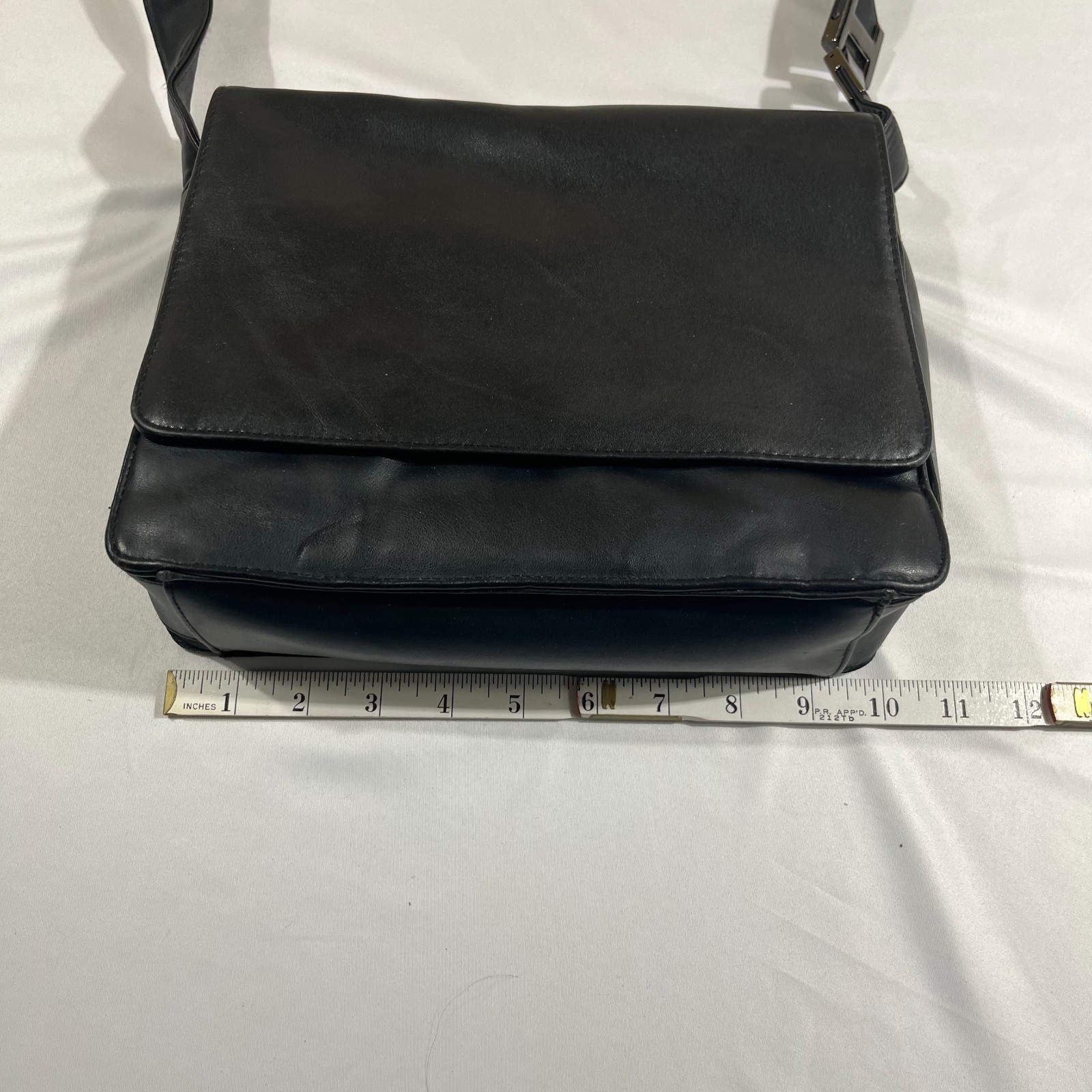 Worthington Womens Handbag Brown Genuine Leather Shoulder Bag Minimalist Classic