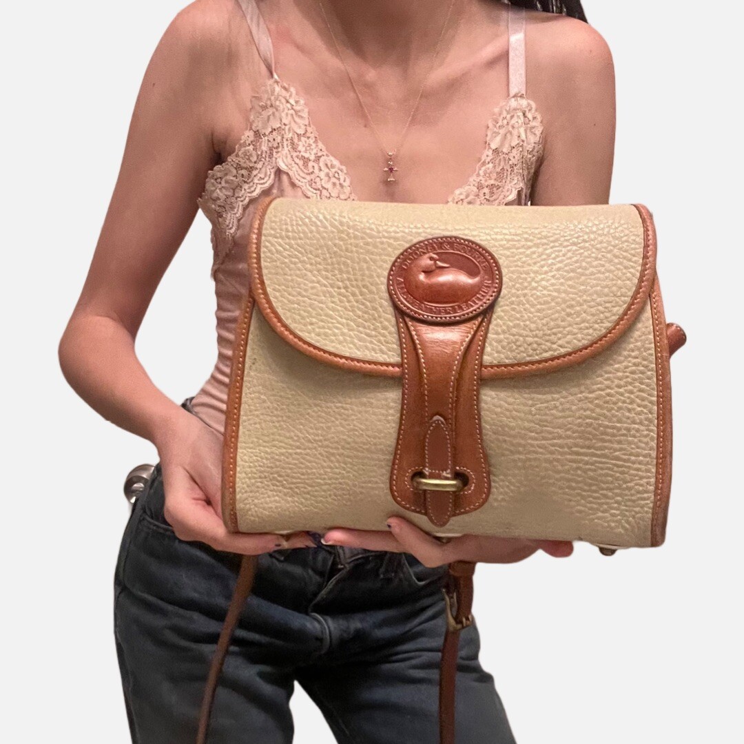 Vintage Dooney & Bourke Purse R25 Medium Essex Bone British Tan Leather