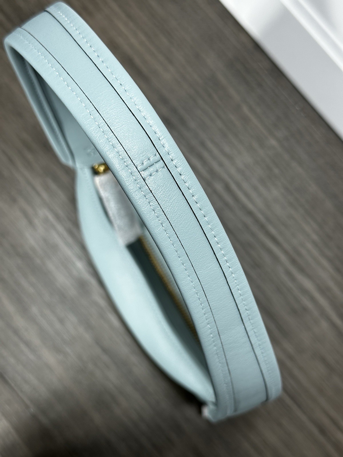 Coach Curve Zip Glovetanned Leather Bag Light Blue CAF11 NWT