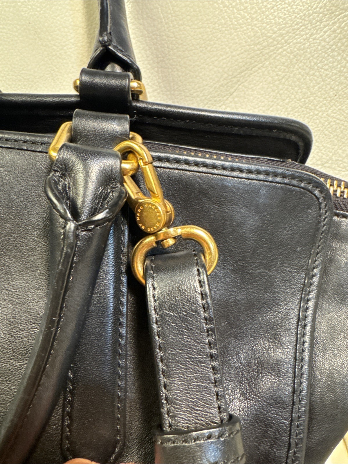 Marc By Marc Jacobs Flipping Out Large Leather Tote Black/Brass/Strap 🔥