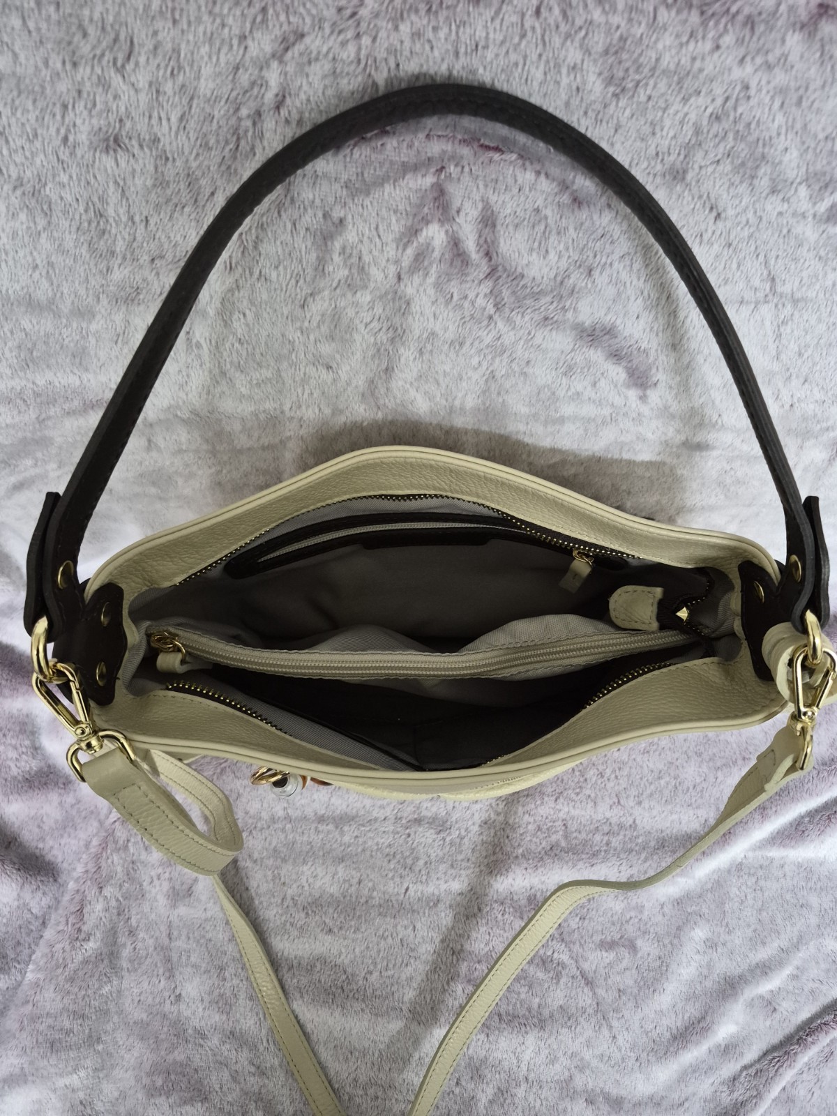 Valentina Beige Pebbled Crossbody Bag Gold Hardware Zip Pockets Heart Charm