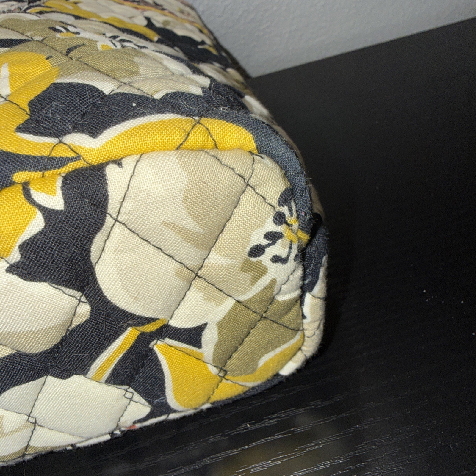 Vera Bradley DOGWOOD Holiday Tote Bag Yellow/Black – Retired Pattern 12x11x3