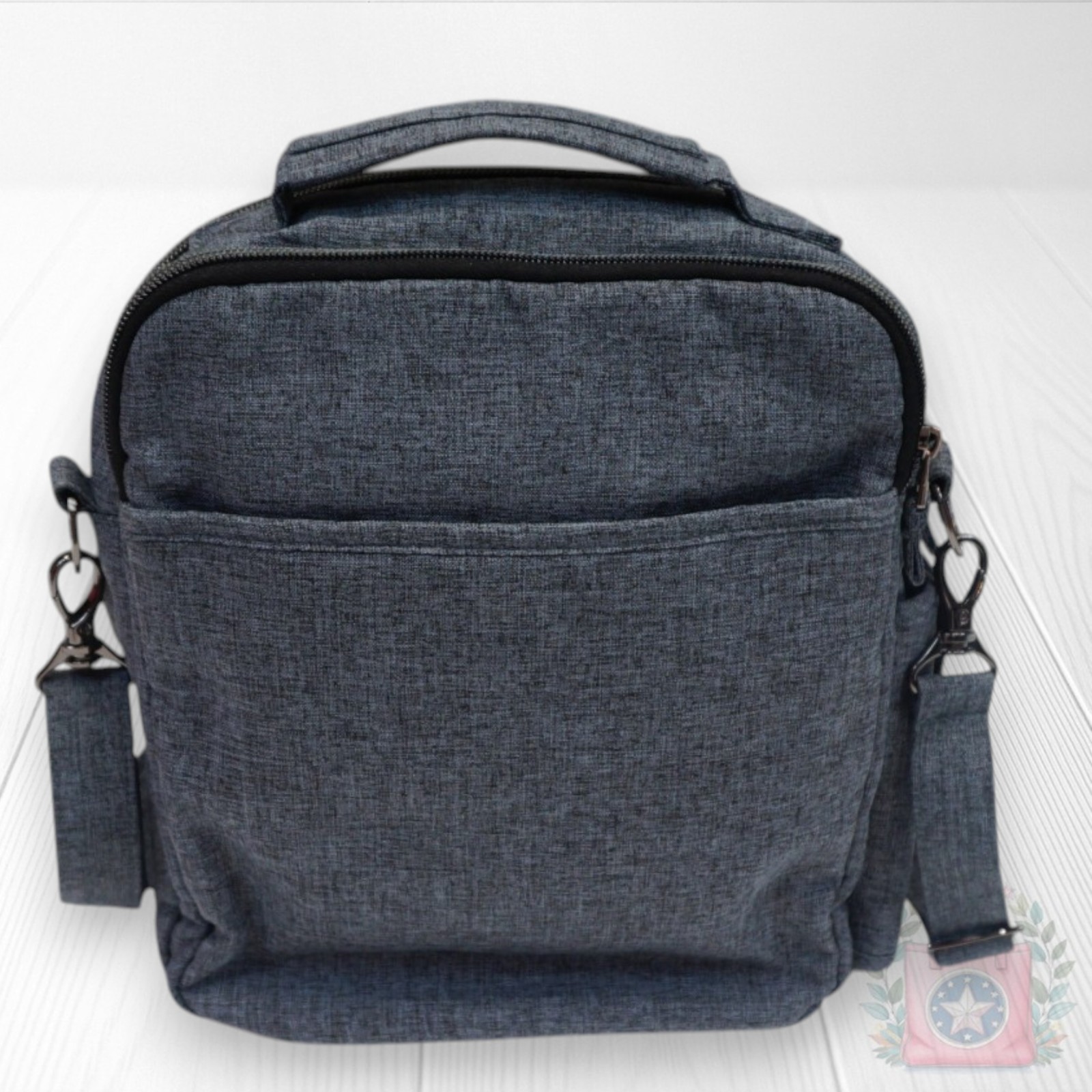 ❤️ Lug Compass Heather Gray Crossbody Top Handle Drink Pocket