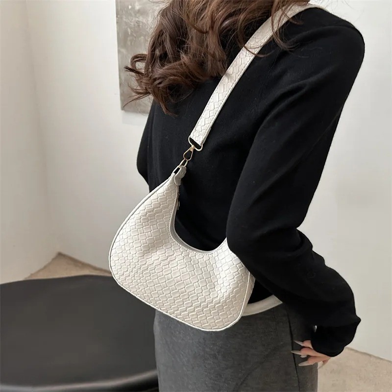 Women’s Hobo Shoulder Bag Underarm Purse Retro Woven Handbag