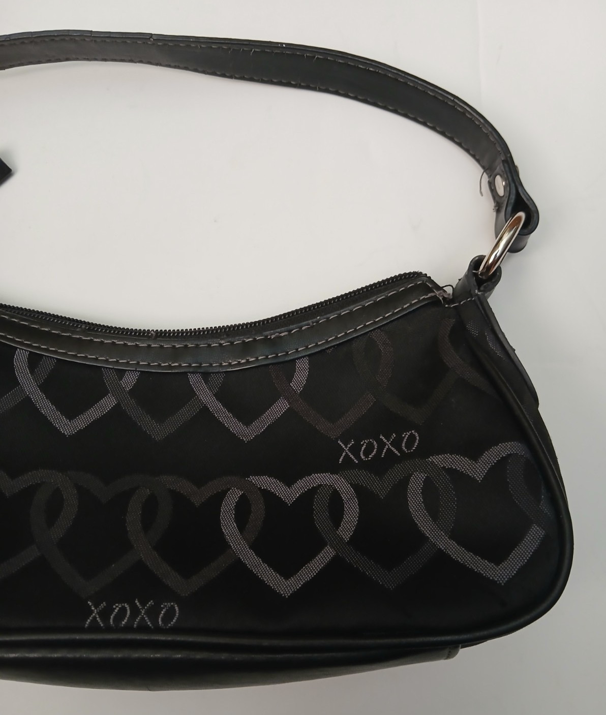Vintage Small Black Heart Shoulder Bag Purse XOXO Y2K