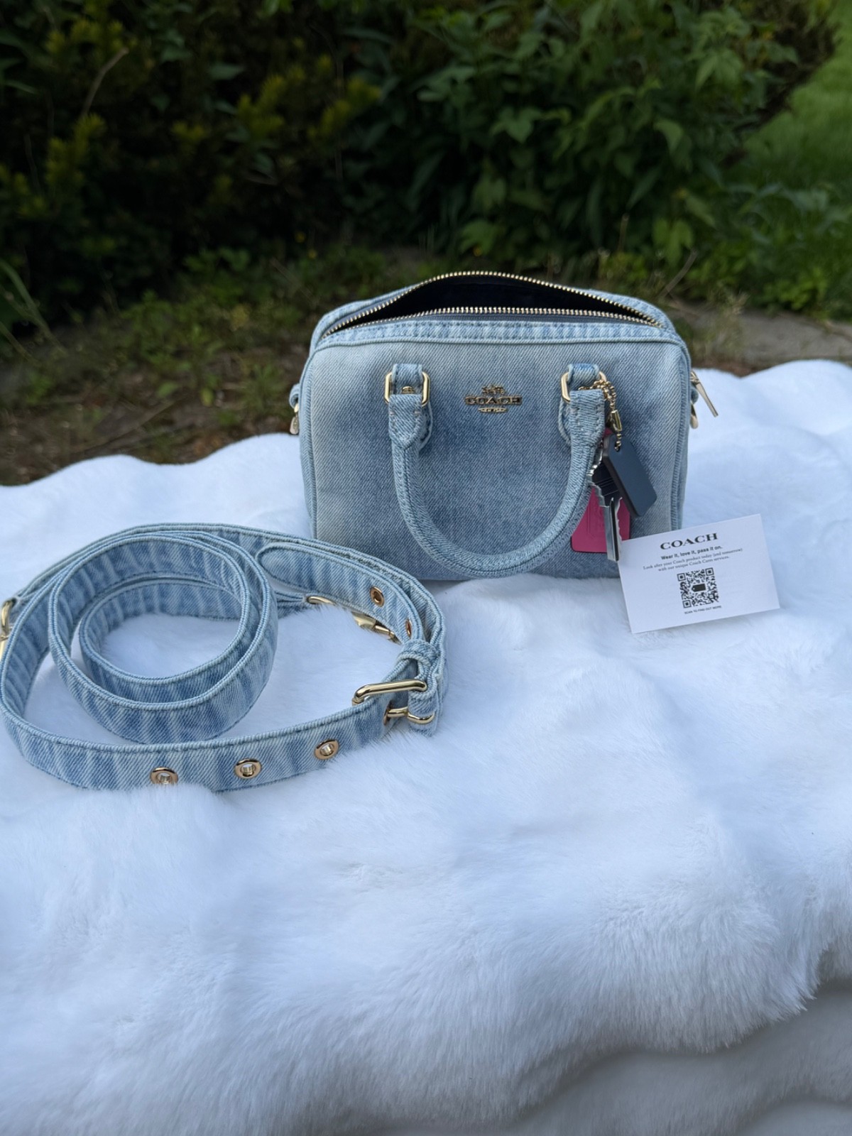 Coach NWT Mini Denim Rowan Bag in Loved Denim Crossbody CDY30 Sold Out W/Charms