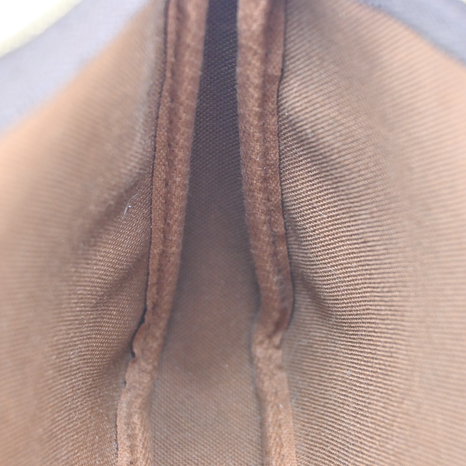 Authentic Louis Vuitton Monogram Pochette Accessories Pouch Bag P5079R806