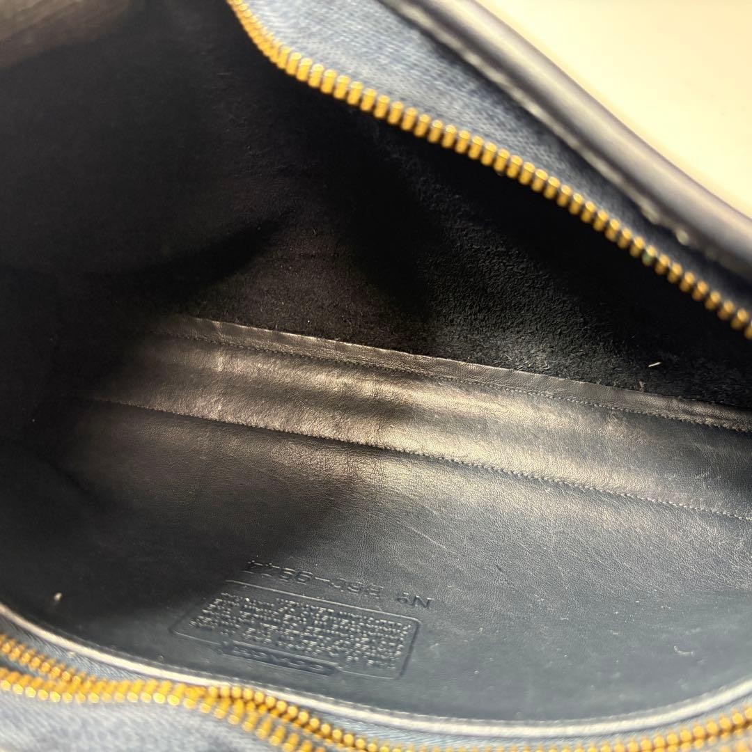 Old COACH Navy Vintage Shoulder Bag
