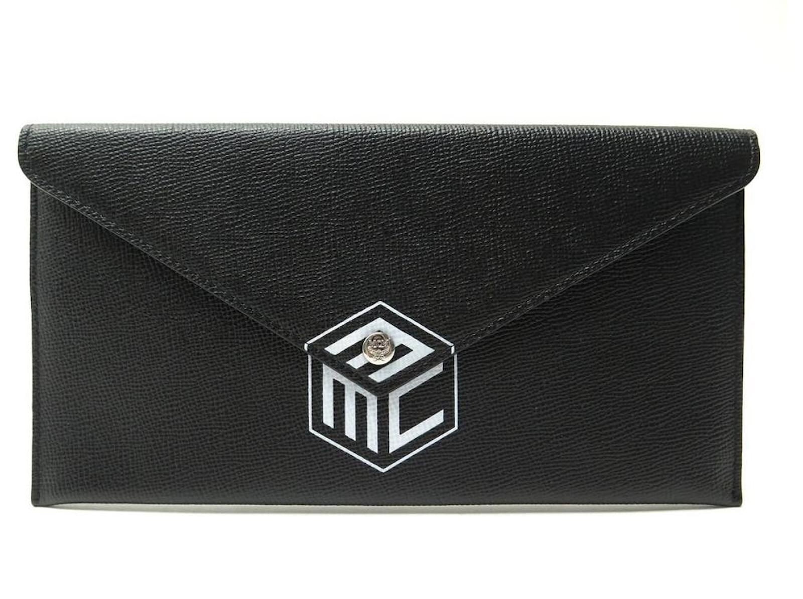 NEW *RARE* MCM Logo Envelope Hand Pouch Bag 21cm Black Grain Leather Pouch NIB