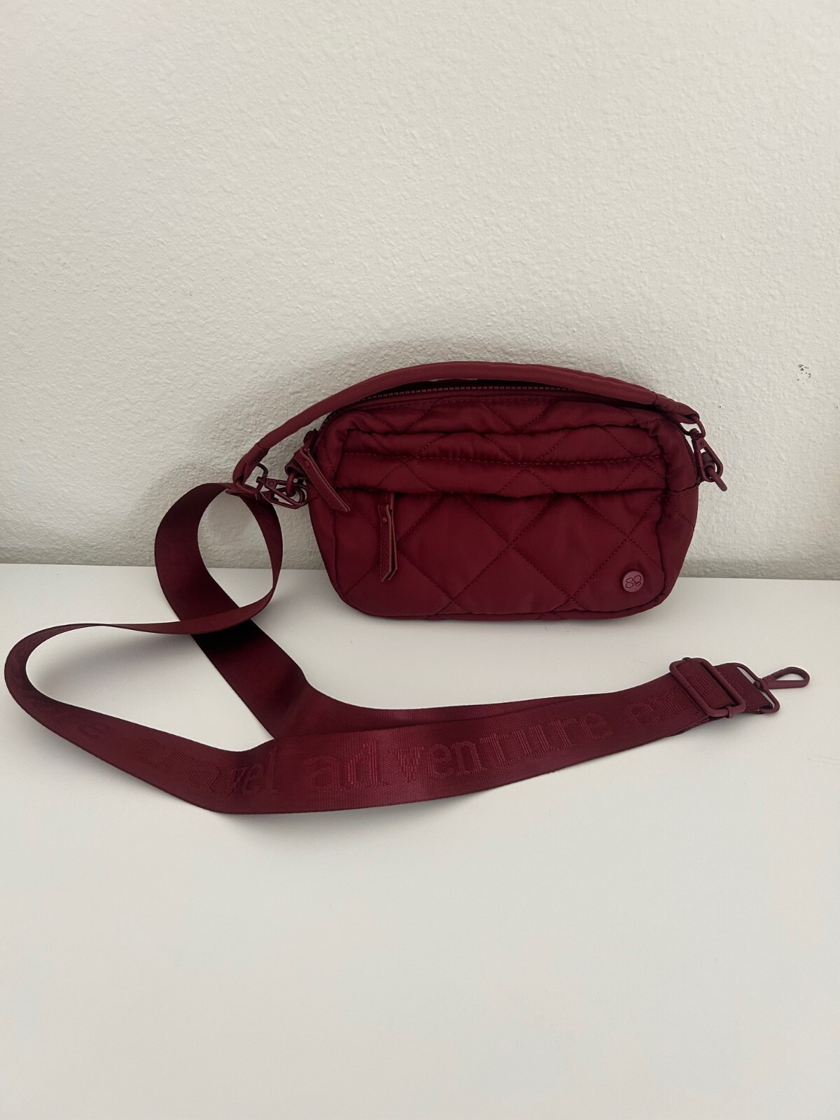 Samantha Brown To-Go Quilted Top Handle Crossbody Bag Burgundy nwot