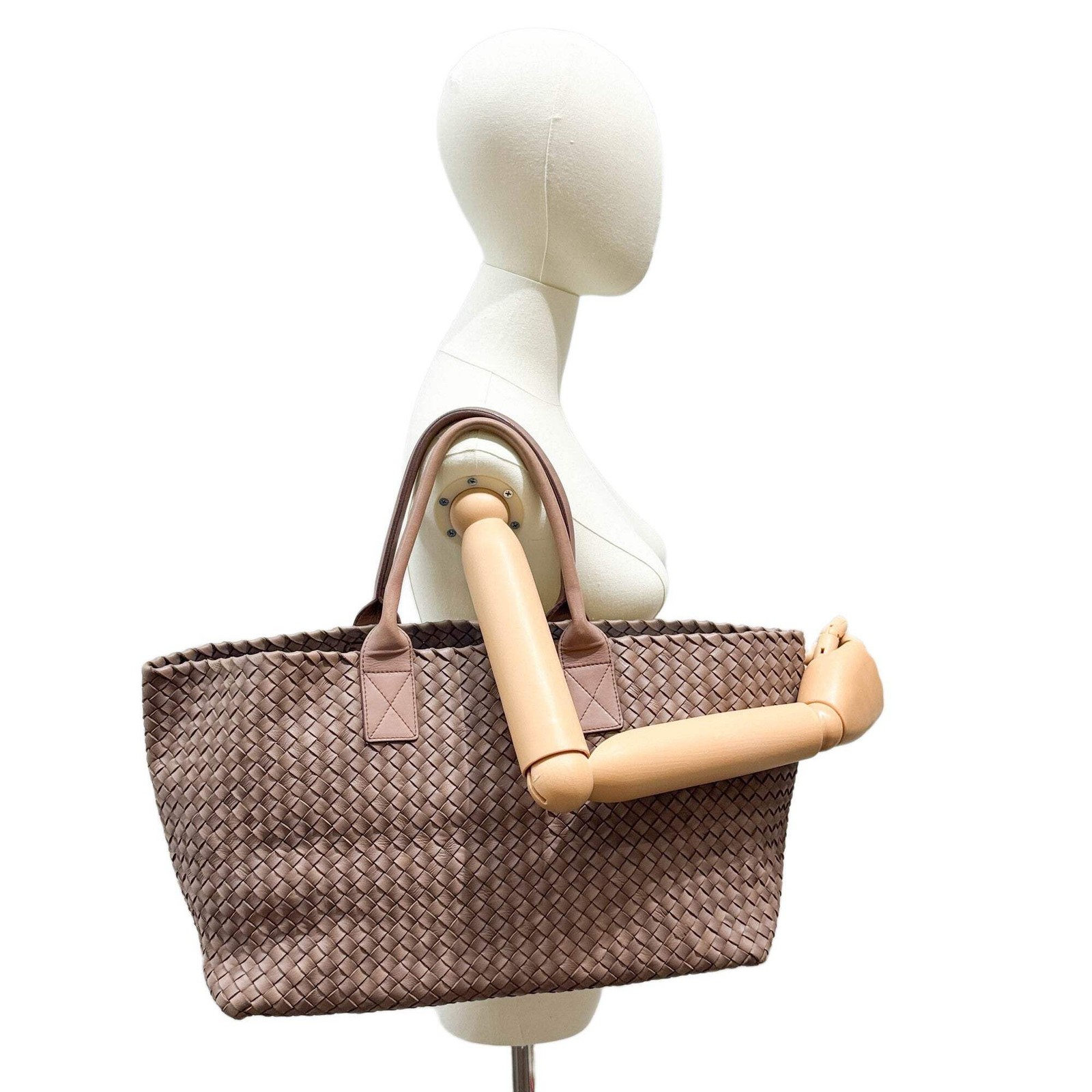 BOTTEGA VENETA Cabat Intrecciato Mauve Pink Tote Bag