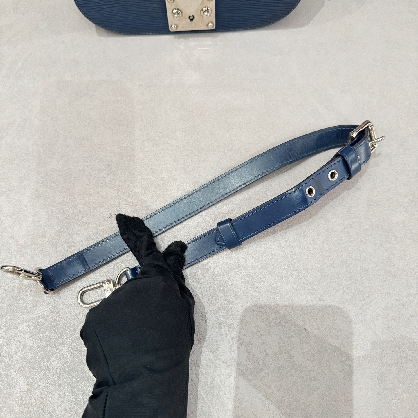 Louis Vuitton Eden Normal Blue Epi Leather Shoulder Crossbody Bag US Ship