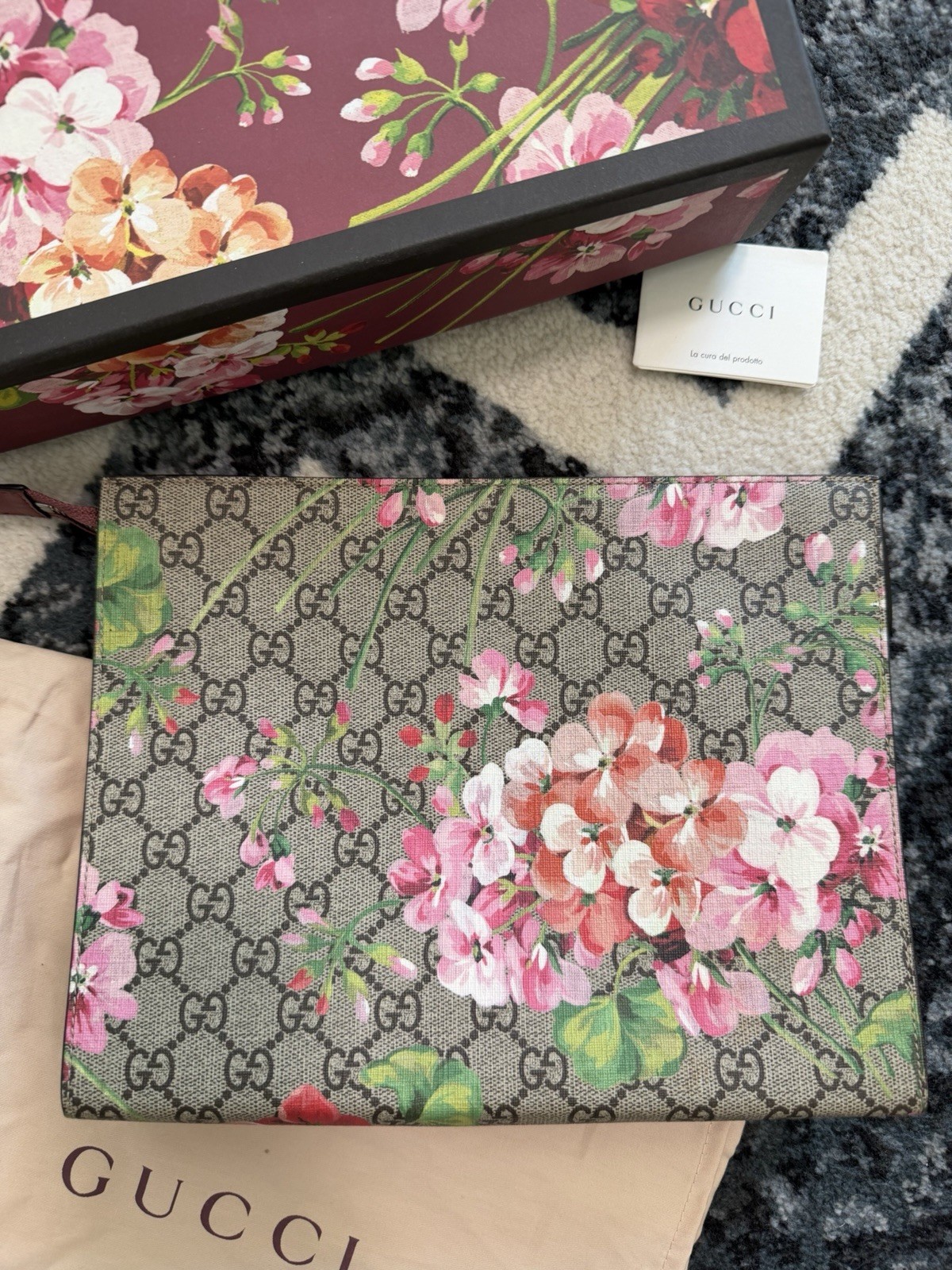 Gucci GG Supreme Monogram Blooms Large Cosmetic Case Beige Multicolor Dry Rose