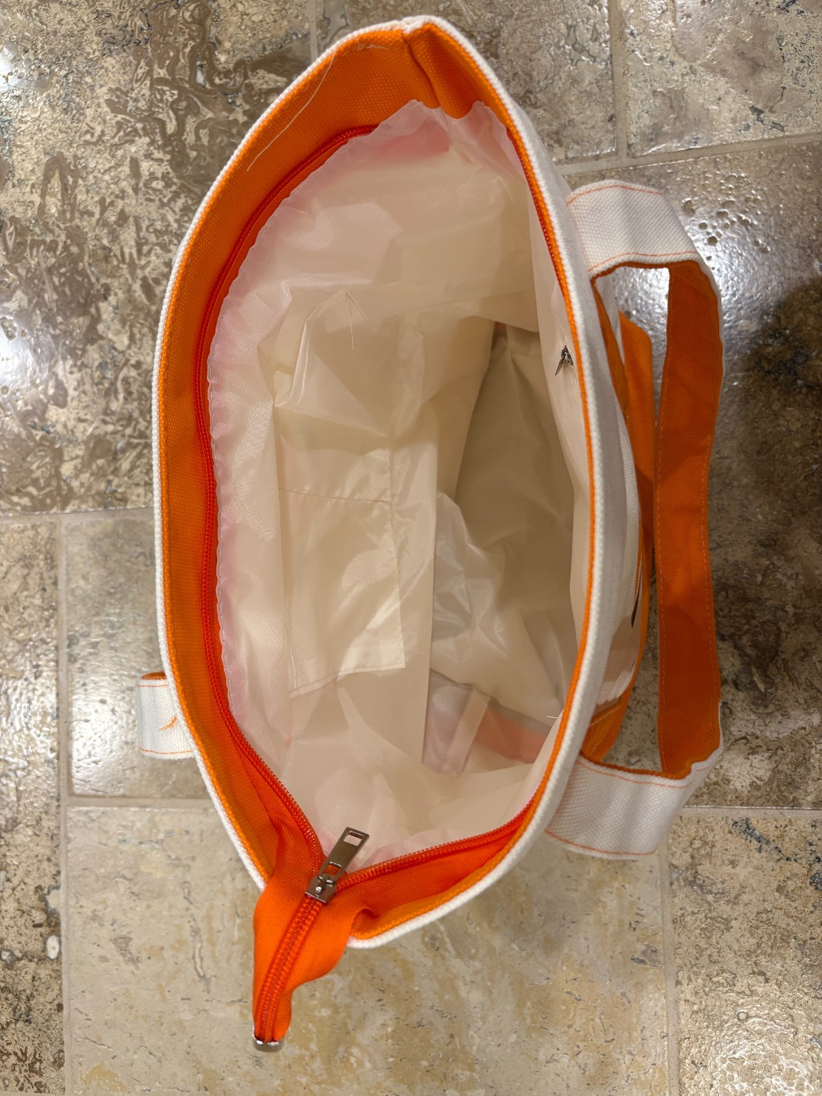 (Qty: 2) Tote Bags, One Orange and One Green