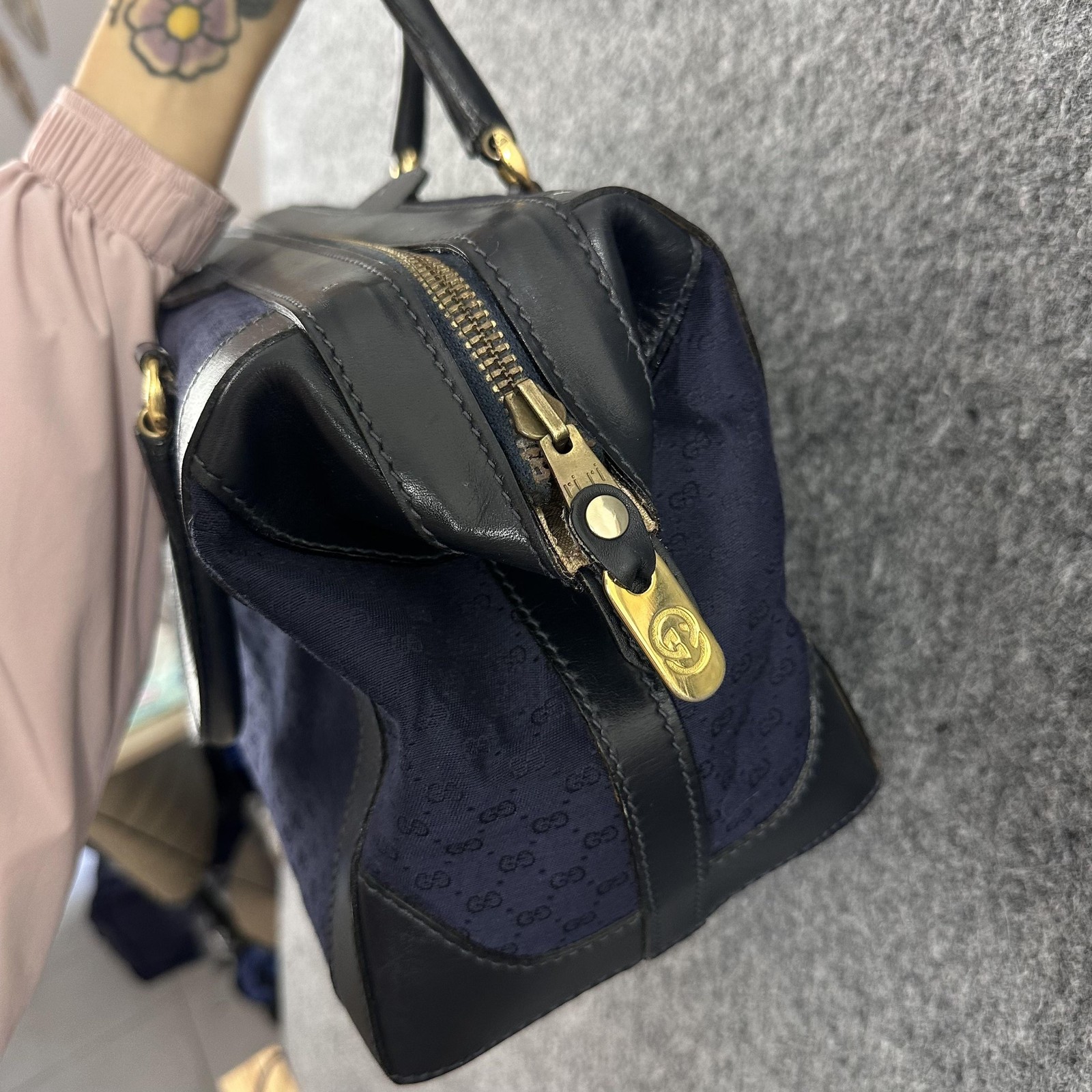 Vtg Gucci Micro GG Canvas Boston Satchel Bag Handle Navy Leather Italy 90s 80s