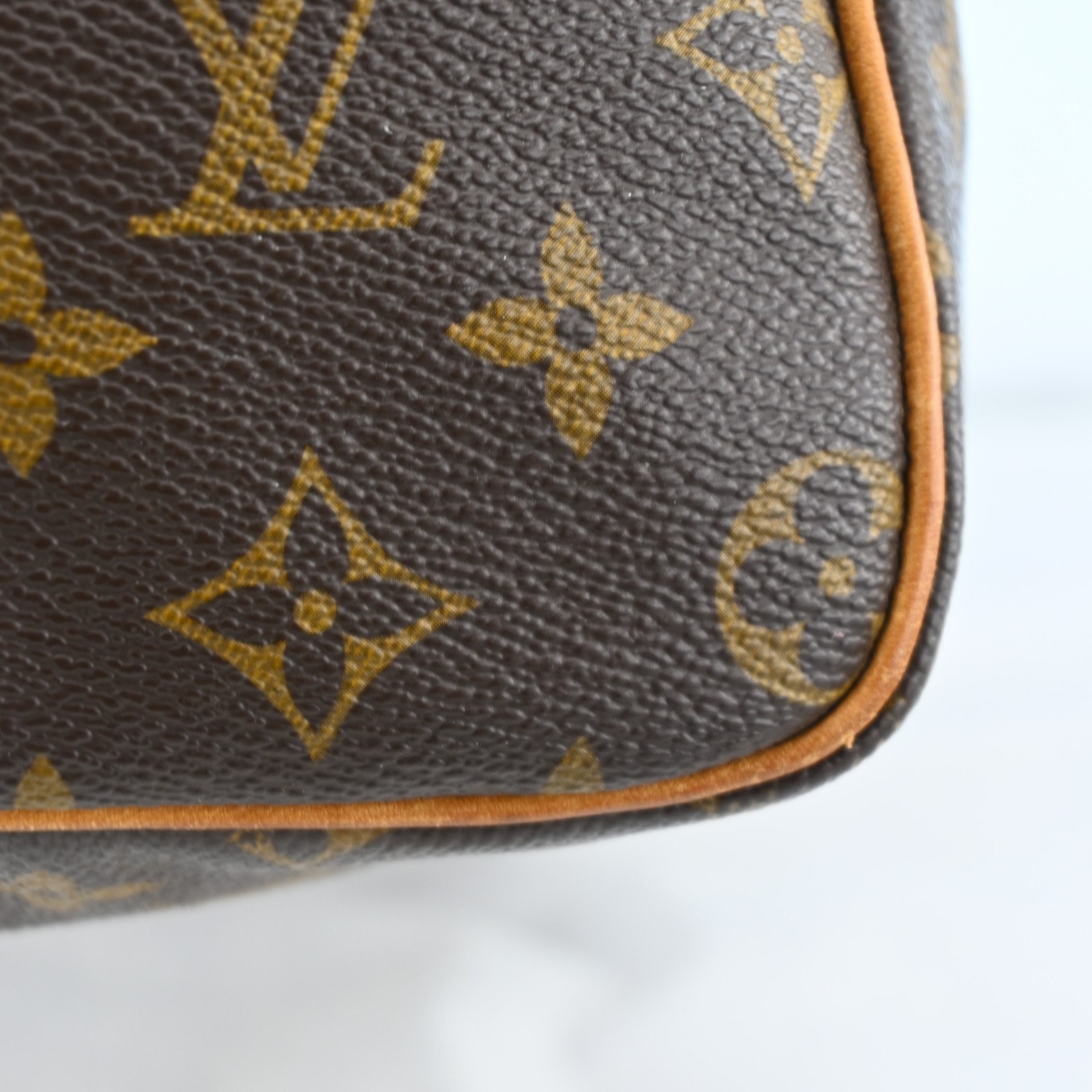Auth LOUIS VUITTON Speedy 30 Monogram Handbag Monogram Canvas N-2944YG806