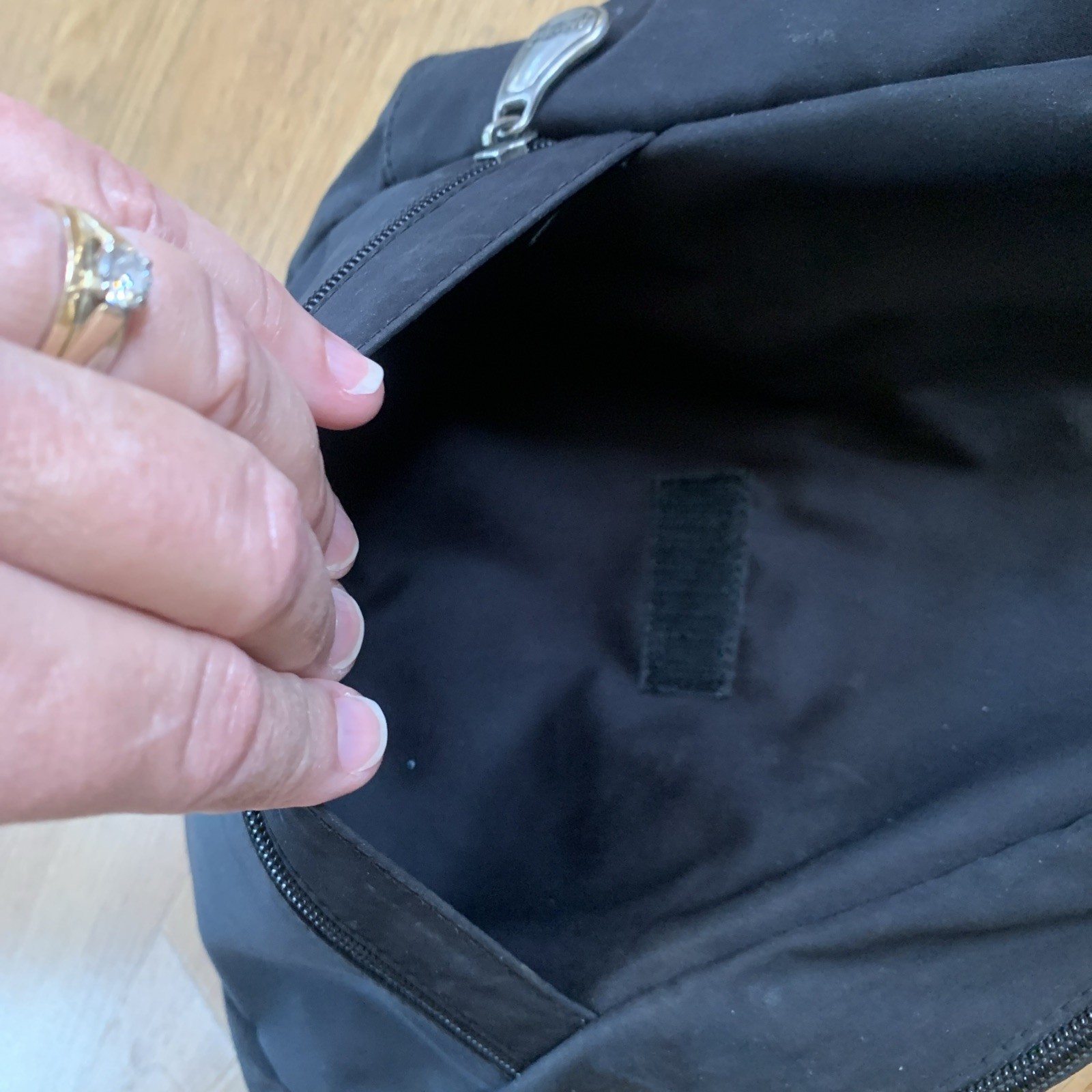 AmeriBag Small Healthy Back Bag Sling Black Nylon Made USA 17x9x6