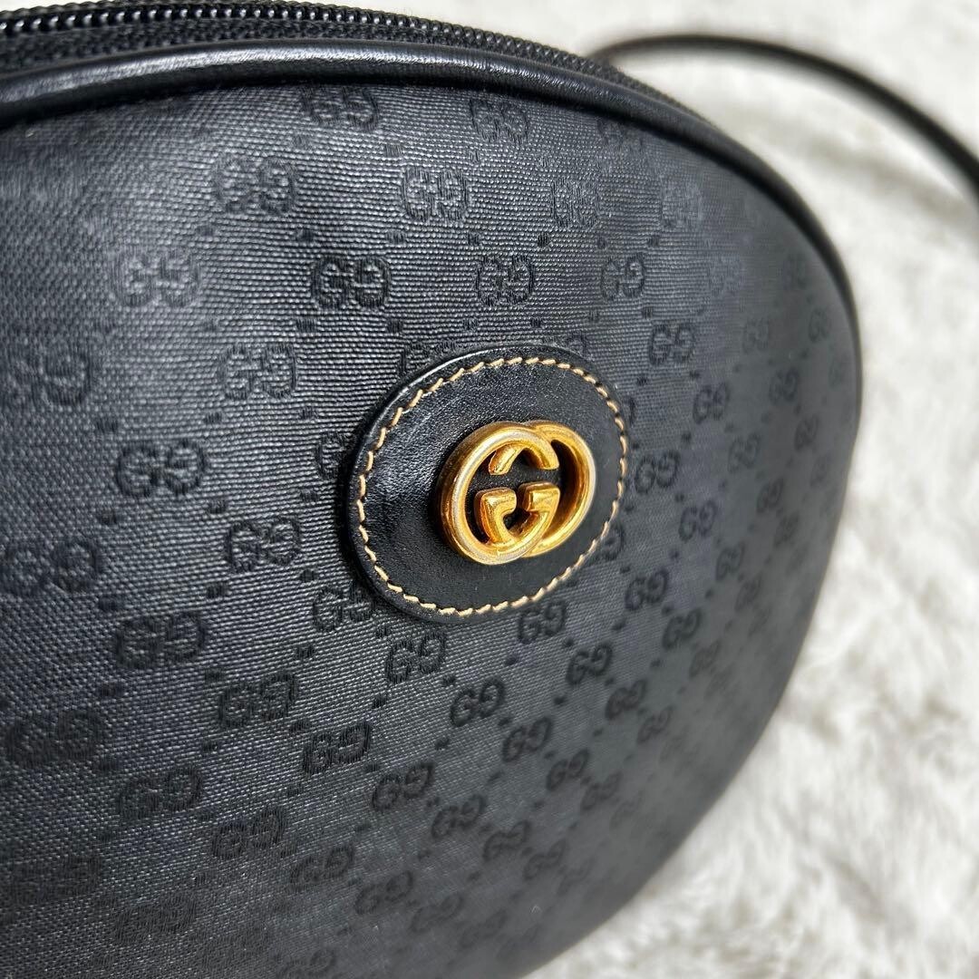 GUCCI Shoulder bag GG Supreme Authentic From Japan