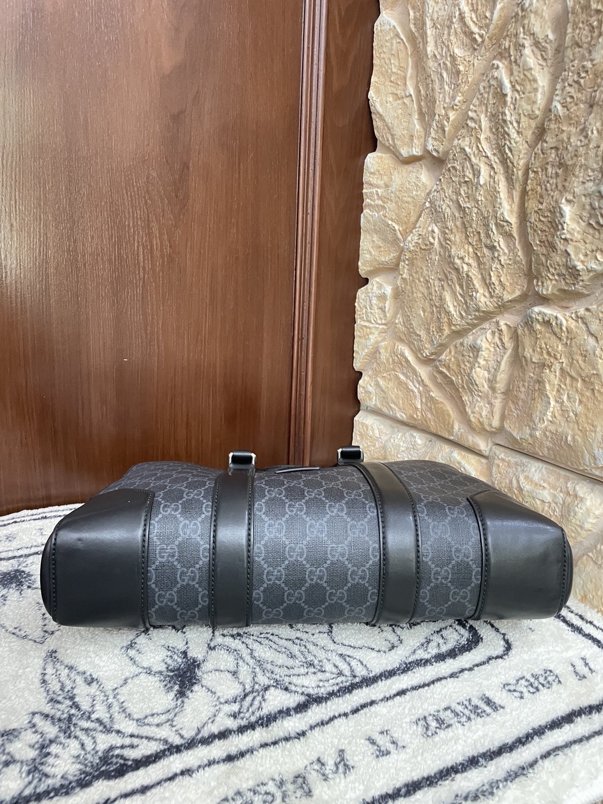 Gucci Pre-Owned Authentic Briefcase Monogram Free Tracked Shipping