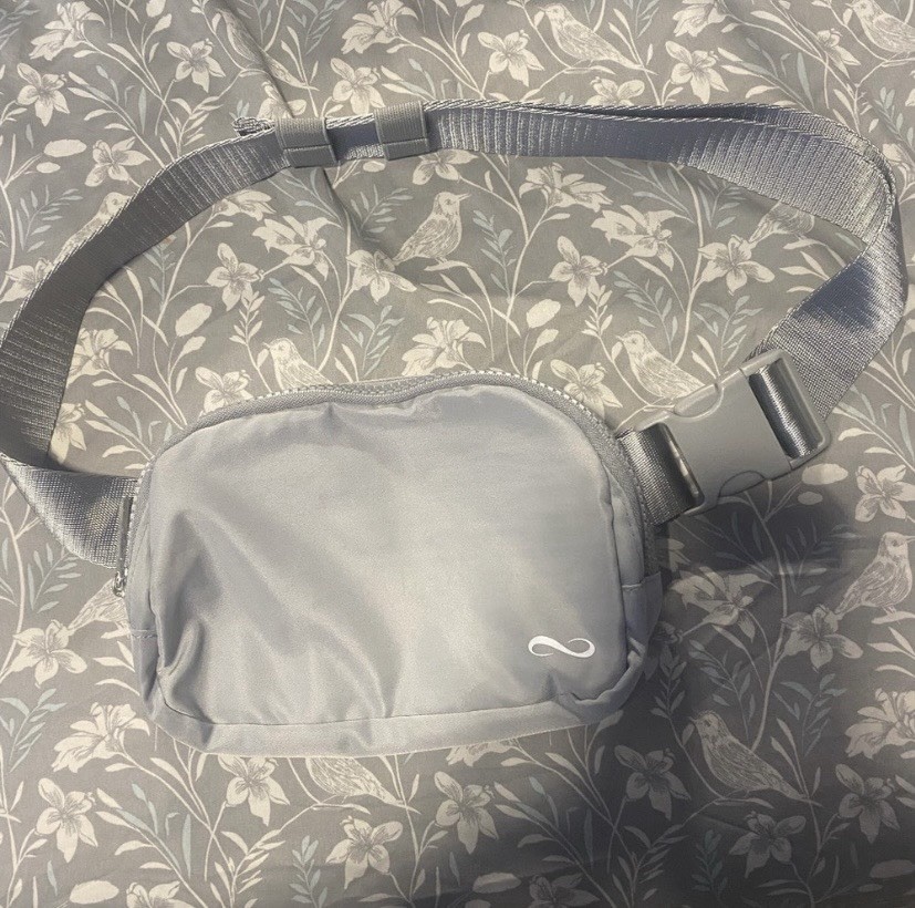 Beautiful new wallet, NFINITY it just doesn’t have the tag.