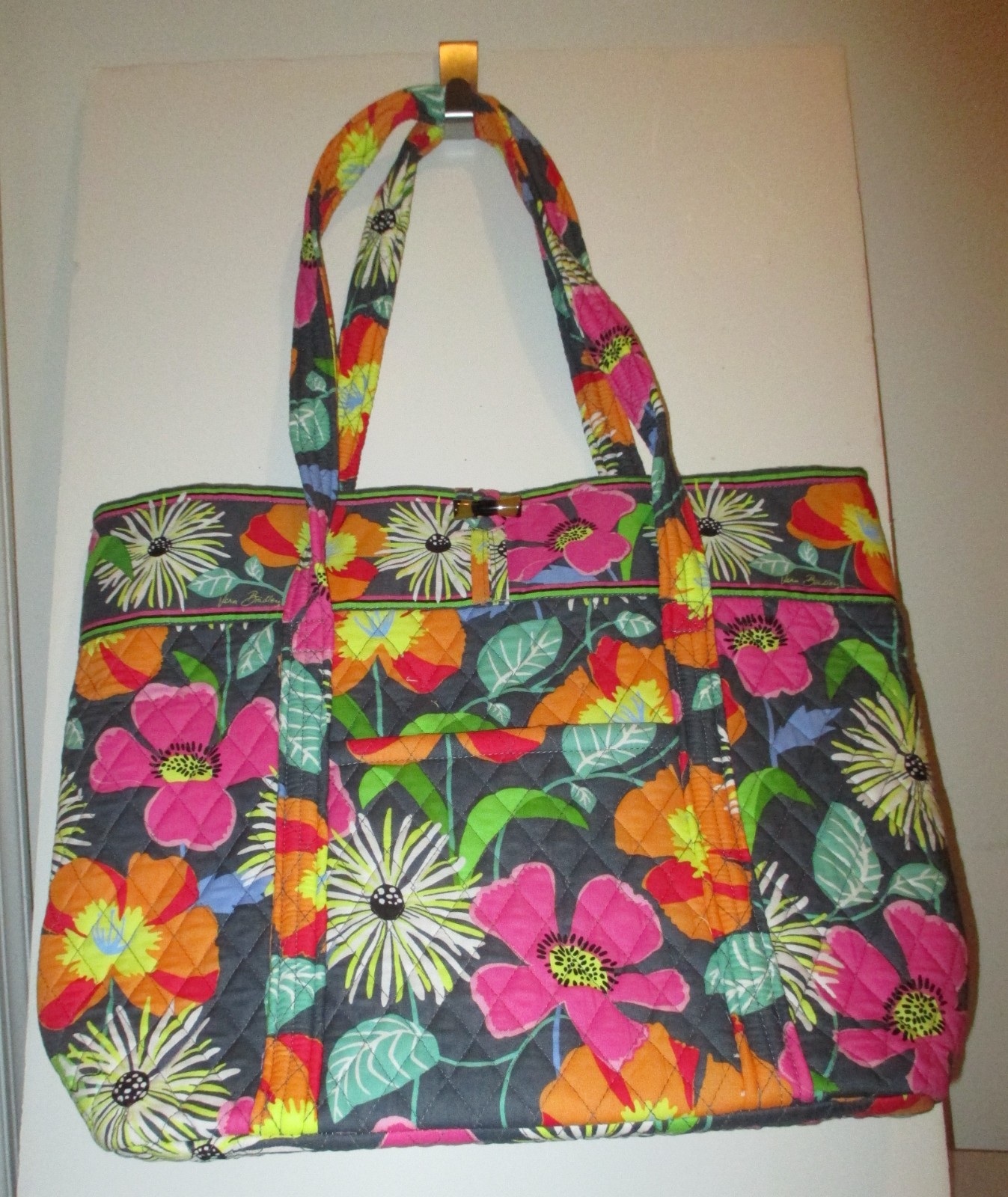 Vera Bradley Vera Tote Toggle Close Jazzy Blooms (14x14x6 in) NWT MSRP $86