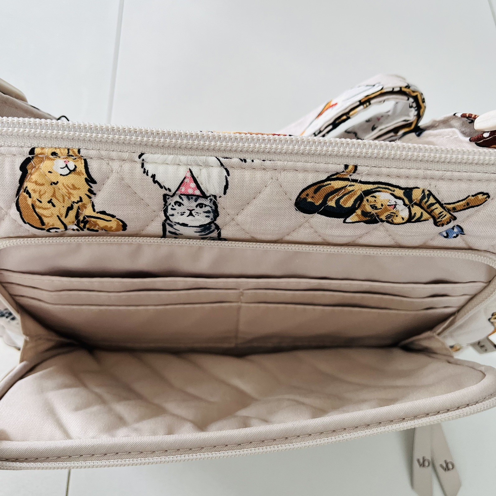 Vera Bradley Little Hipster Crossbody In A Cat’s Life Pattern NWT