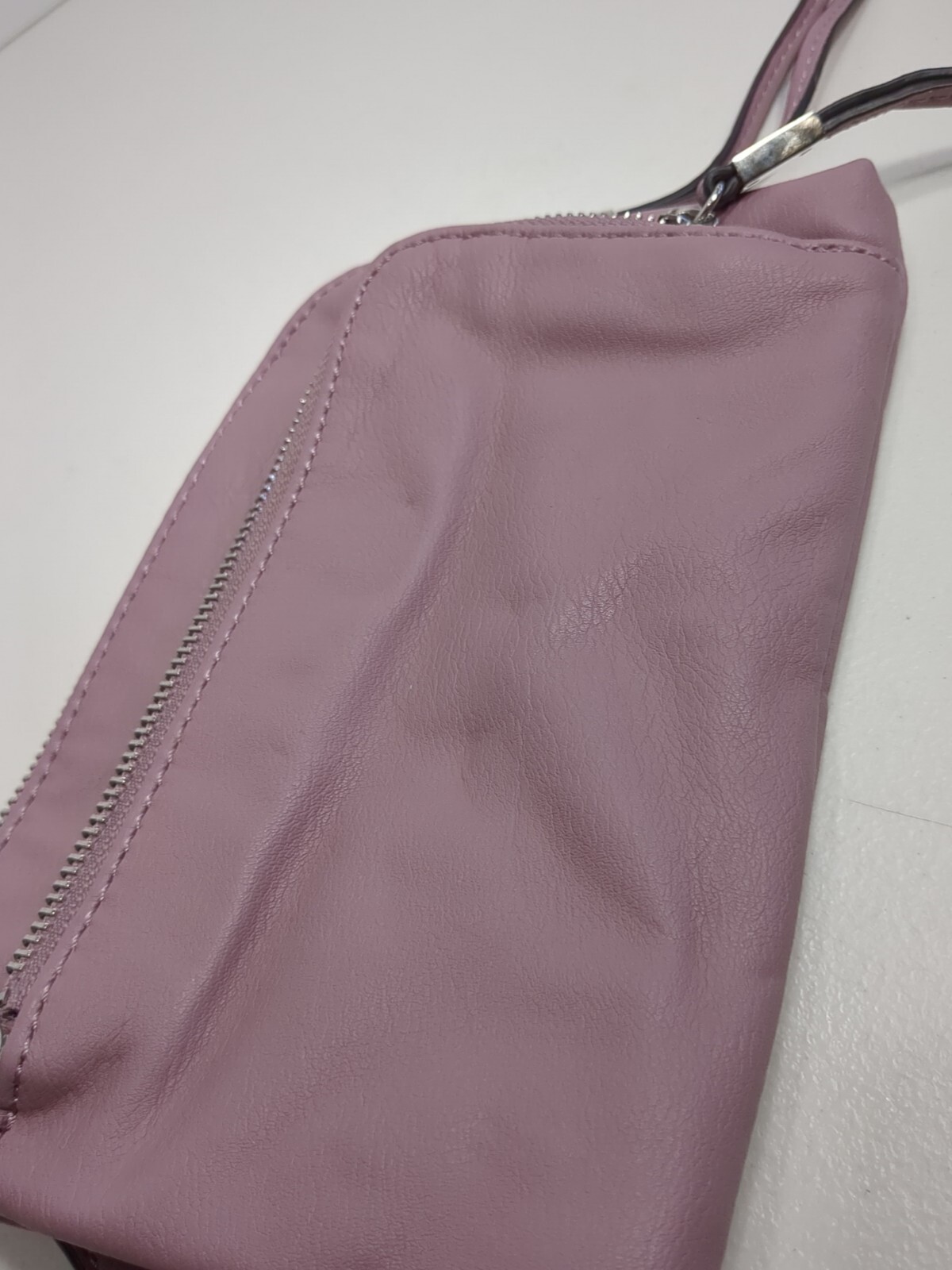 Simply Vera Wang Joyce Wristlet Bag Purse Mauve Pre-owned