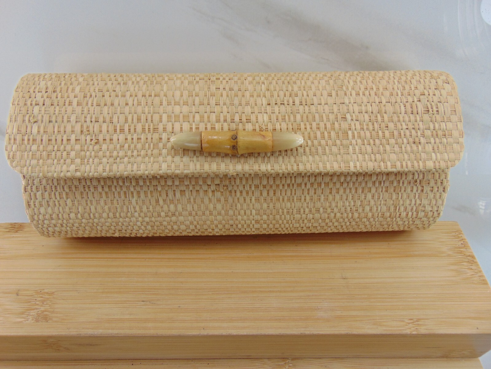 Glorinha Paranagua Brazil Intermix Natural Tan WEAVE AND Bambo FRONT Clutch 9×4″