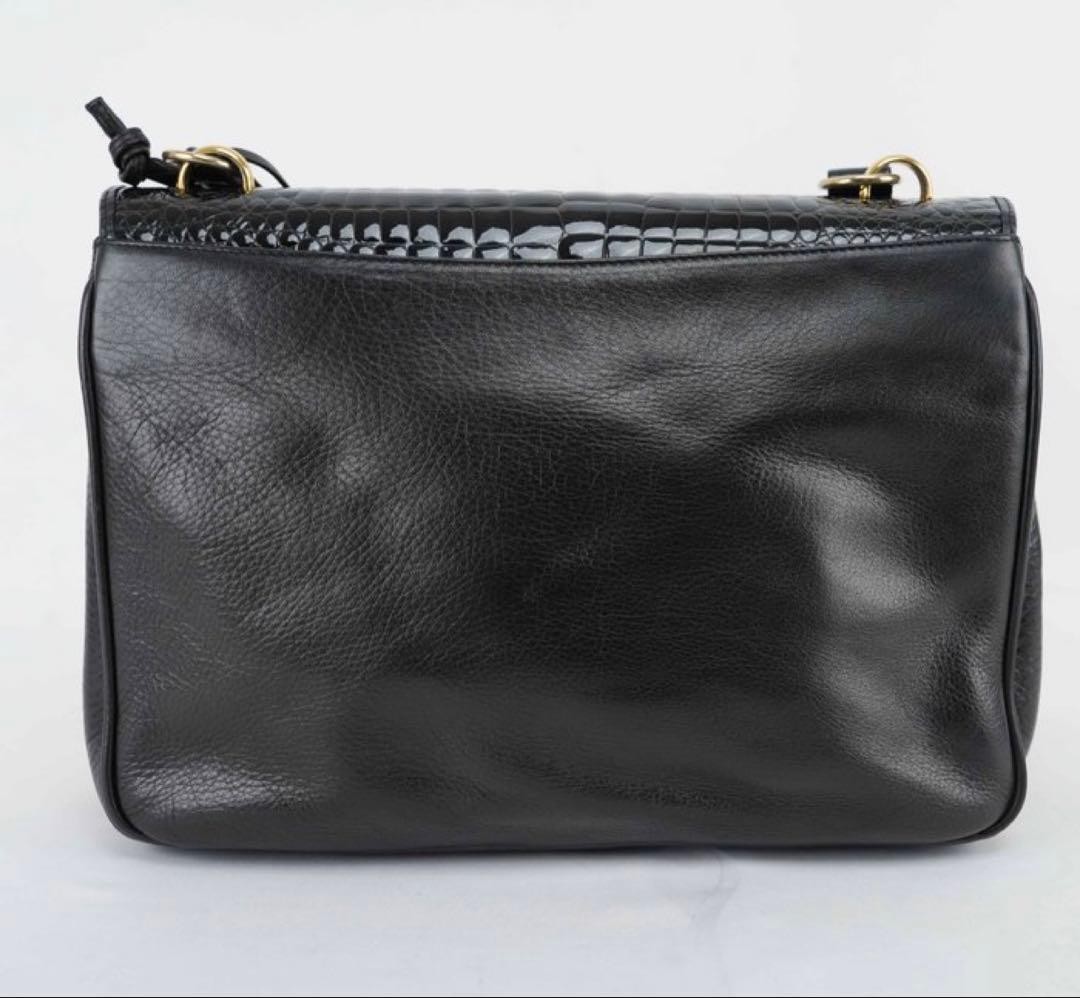 Excellent Condition BALLY Shoulder Bag Crocodile Pattern Leather Enamel with Loc