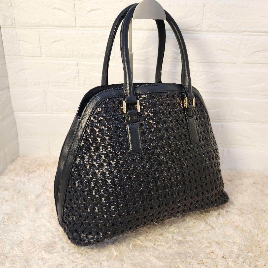 Good Condition Tory Burch Robinson Handbag Mesh Weave Black