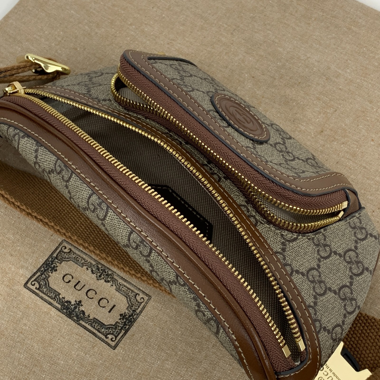 Gucci GG Monogram Interlocking G Canvas Leather Crossbody Belt Bag Beige 682933