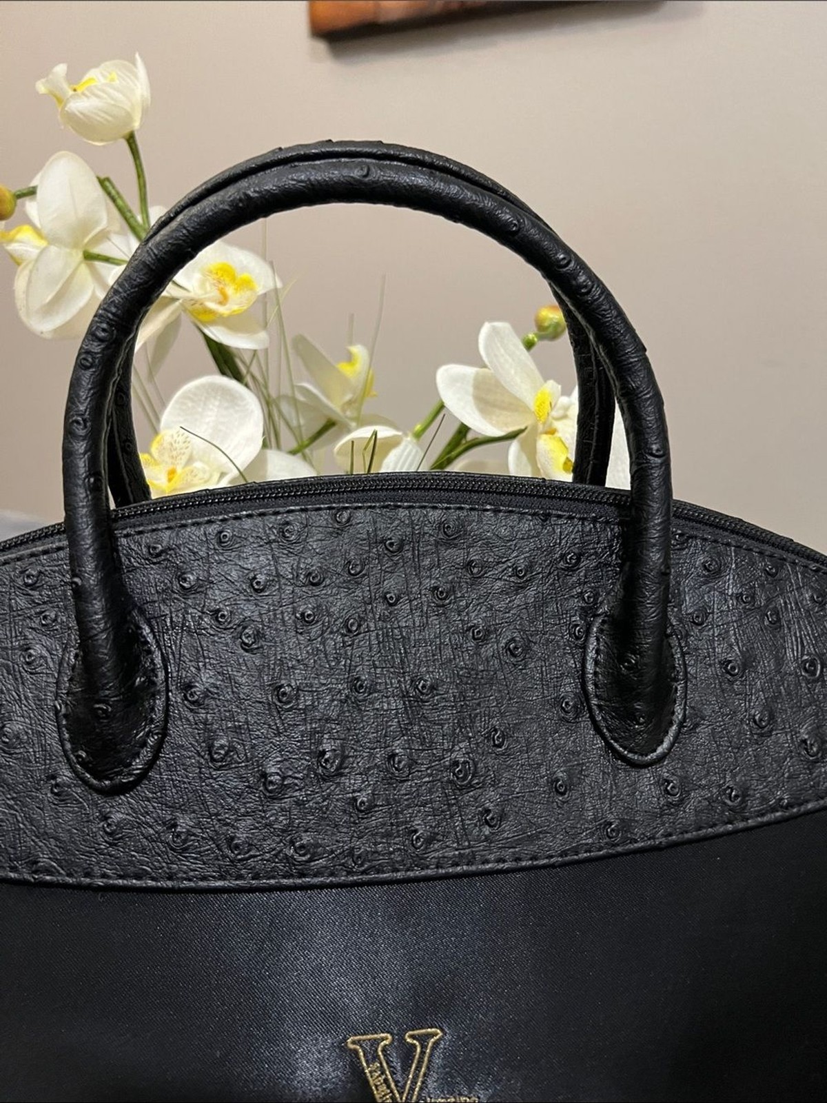 Valentino Sabatini Vintage Black Ostrich Leather/Satin Tote Bag EUC retail $120