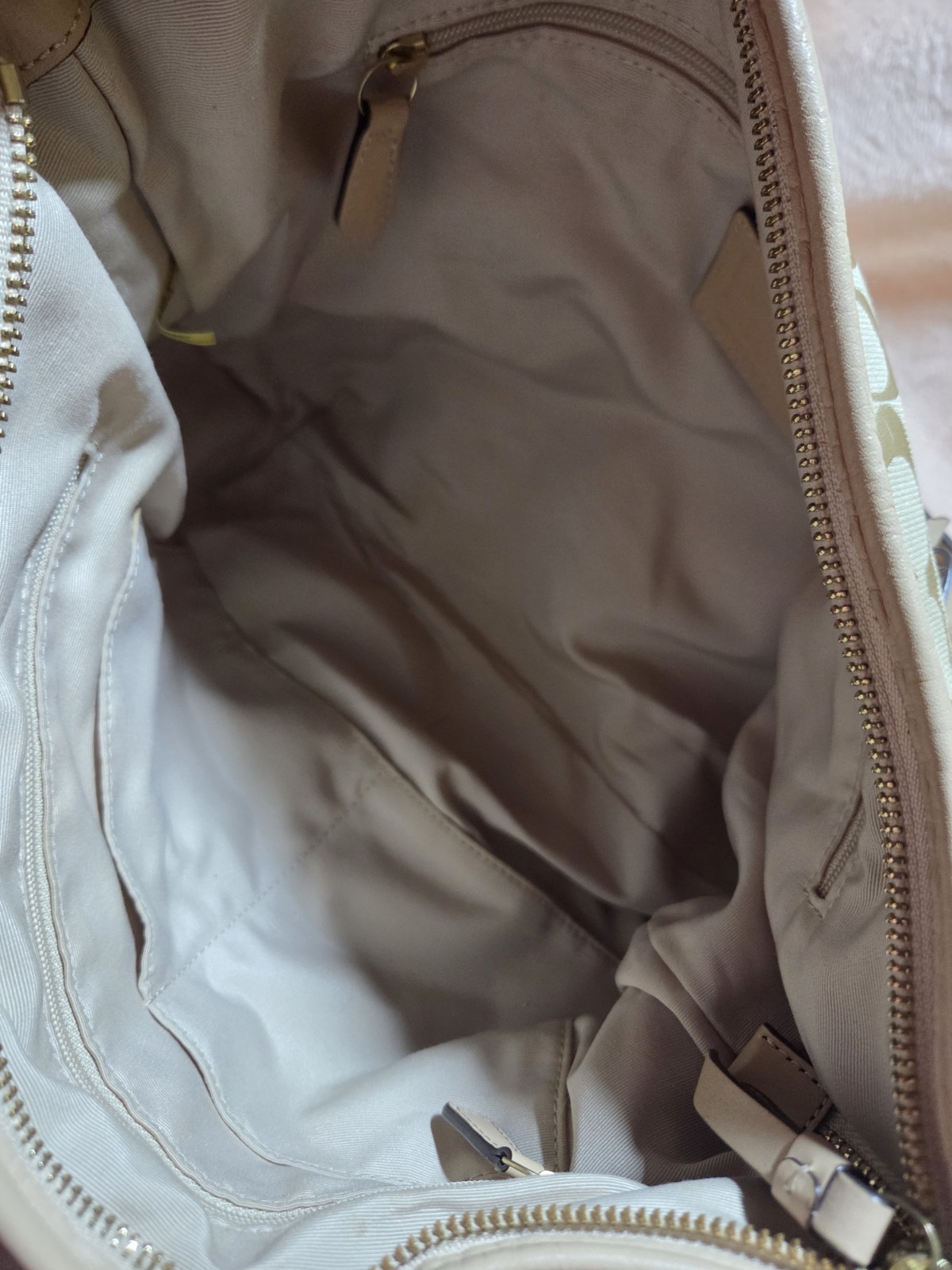 Coach Signature Medium Hobo Shoulder Bag Beige/Teal Stripe Zip Gold Charm