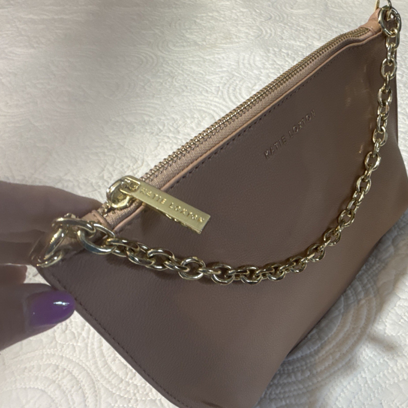 Katie Loxton Beige Pebbled Shoulder Bag Zip Closure Gold Chain Detachable Strap