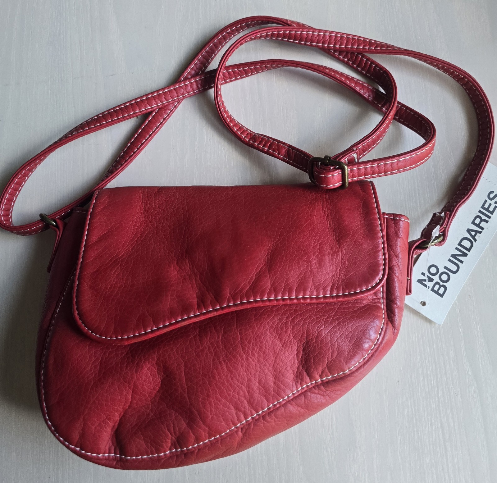 No Boundaries Red Pebbled Shoulder Bag Magnetic Closure Bronze Hardware