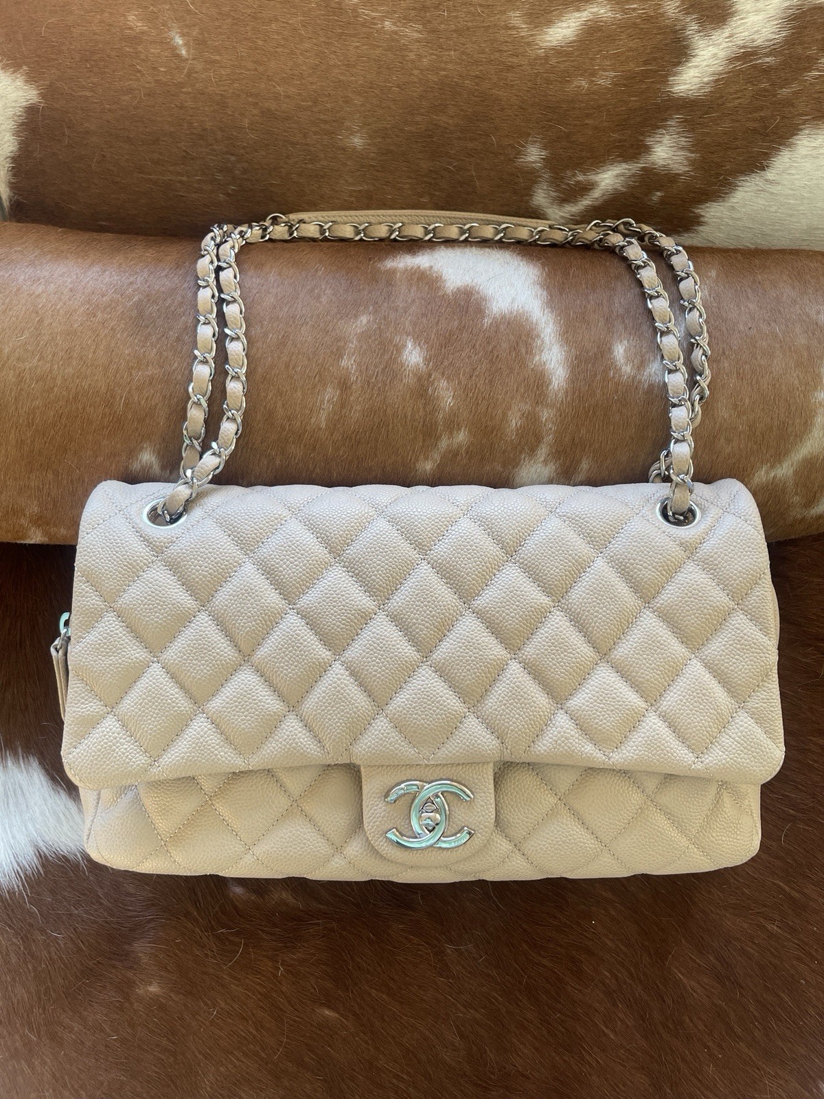 CHANEL Beige Quilted Classic Jumbo Flap Single Flap Chain Shoulder Bag