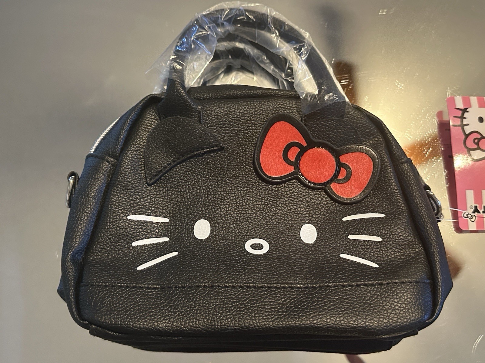 Fast Forward New York Sanrio Hello Kitty Small Purse, *Missing Purse Strap*