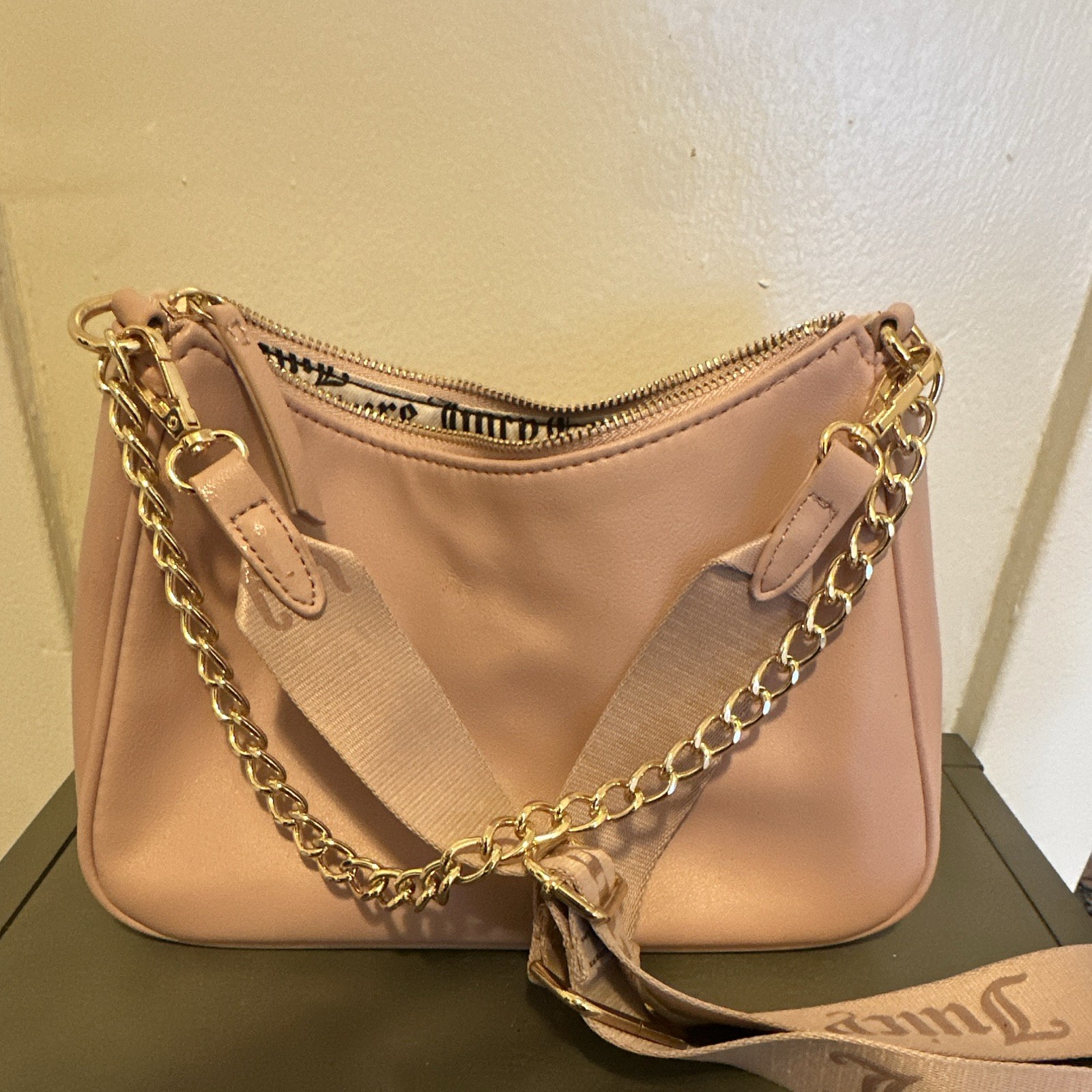 Juicy Couture Pink Small Shoulder Bag Rhinestone Logo Chain Strap Zip Top