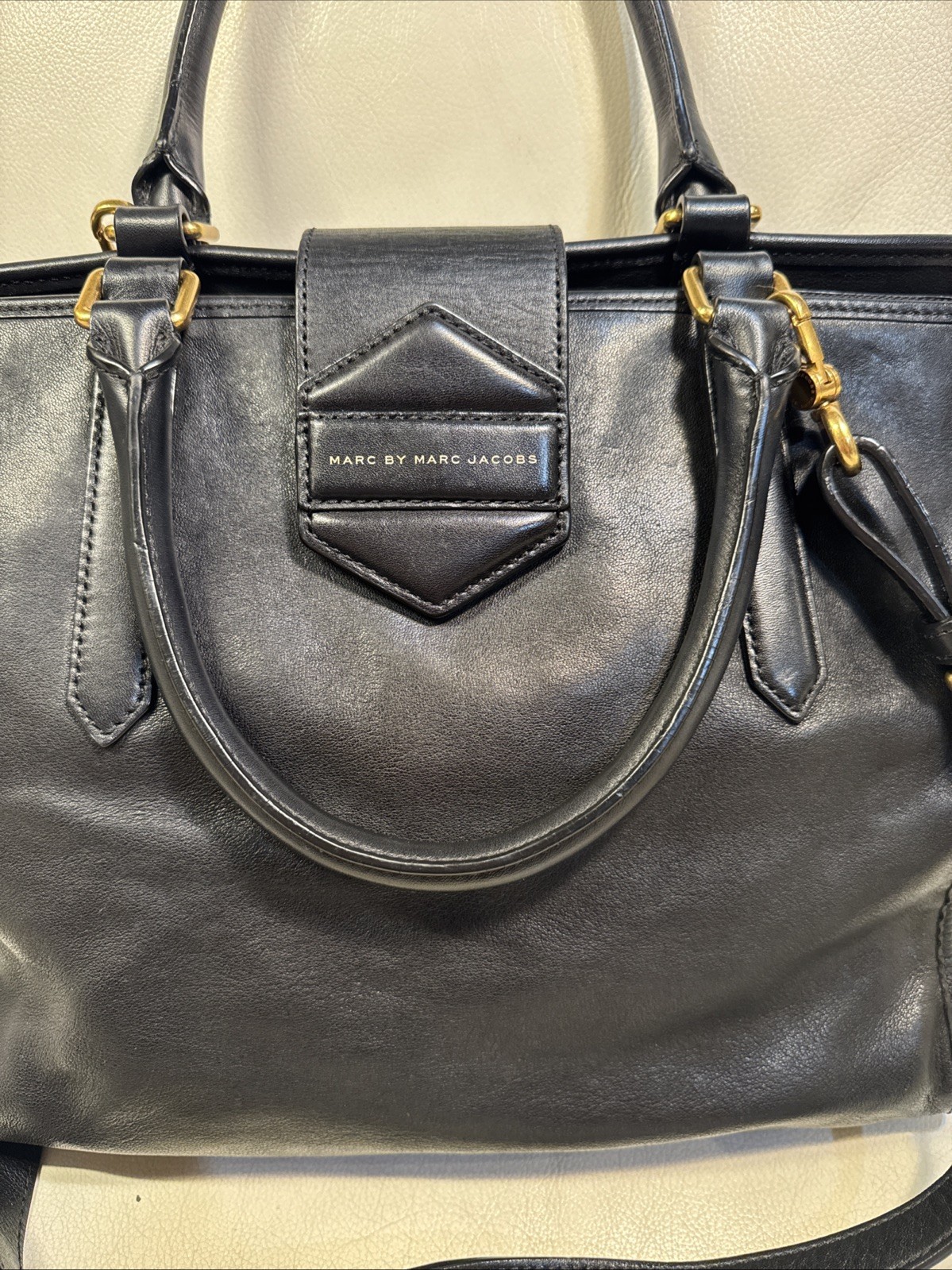 Marc By Marc Jacobs Flipping Out Large Leather Tote Black/Brass/Strap 🔥