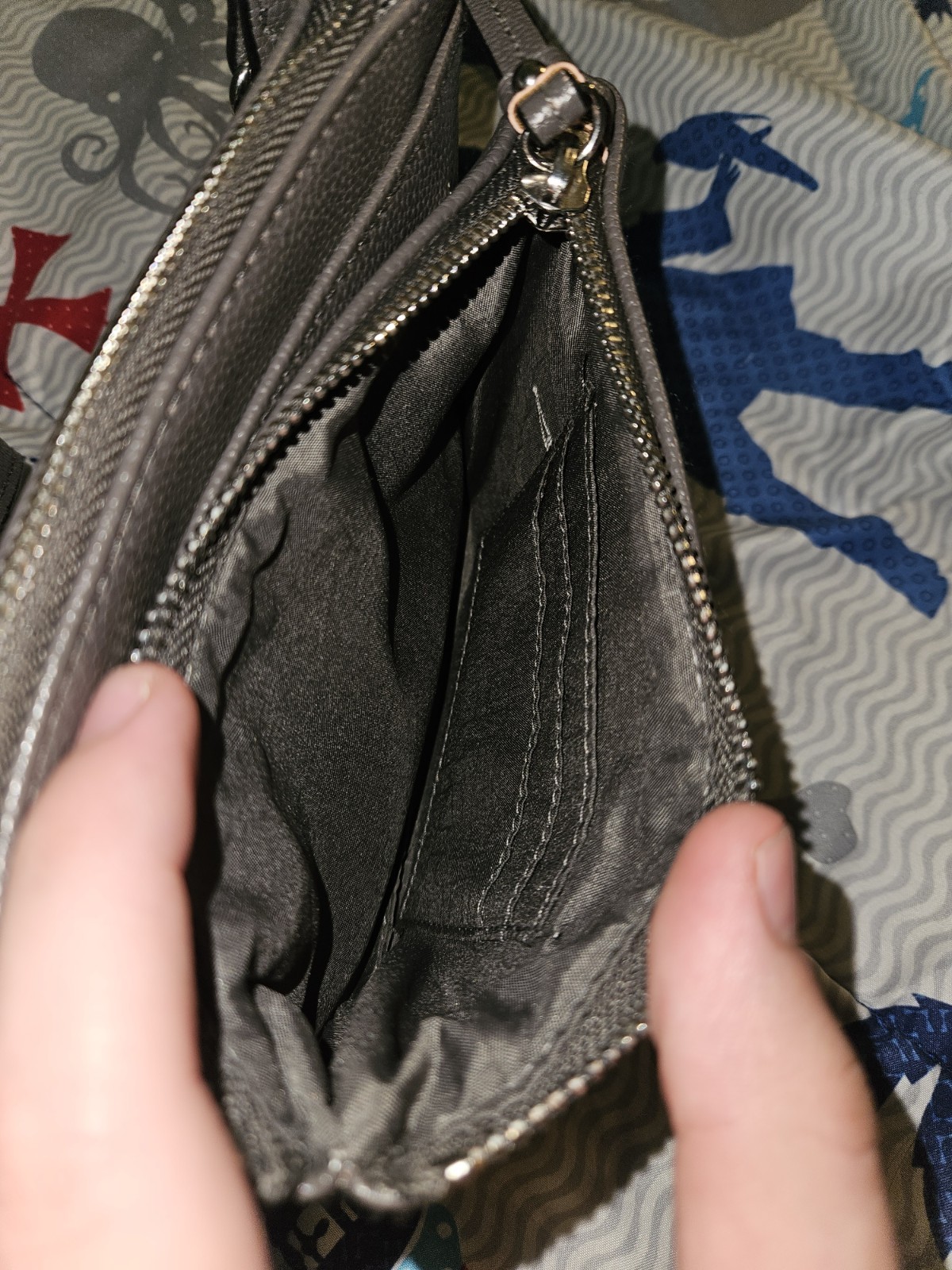 Rosetti Women’s Small Gray Pebbled Crossbody Bag Zip