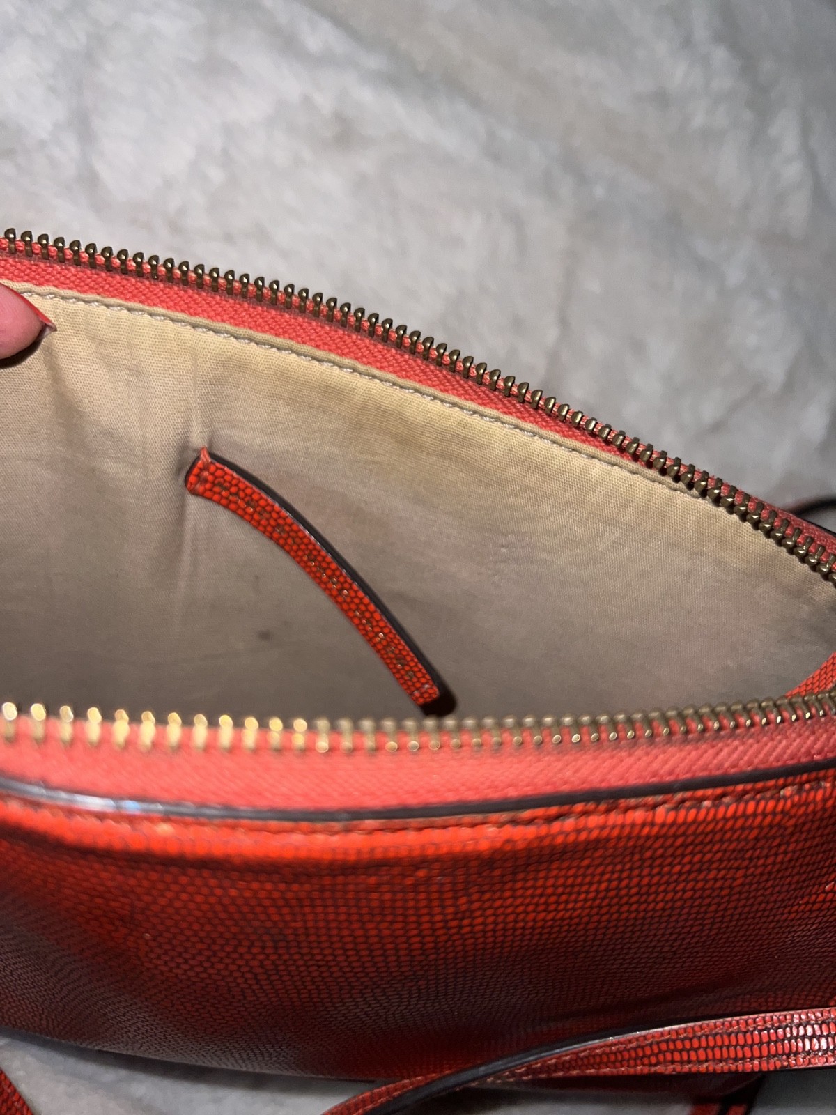 5 Bags Bulk As IS D&G, Marc Jacobs, Dune Lnd, Gerard Henon, Sandro SEE DETAILS