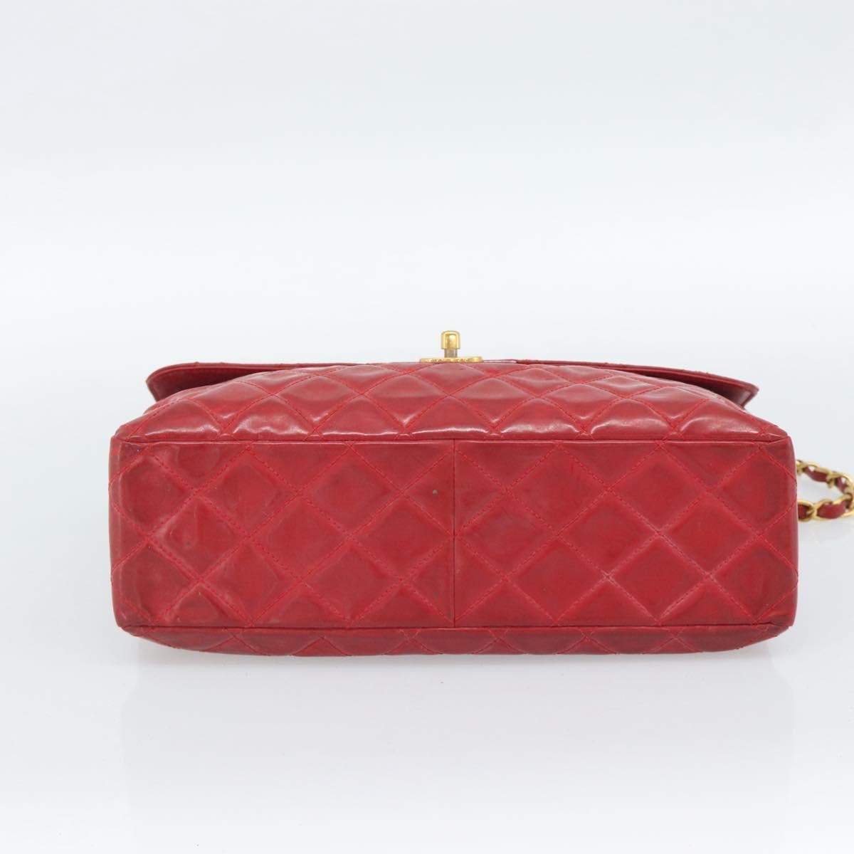 CHANEL Matelasse Chain Shoulder Bag Patent leather Red Gold CC Auth 187496