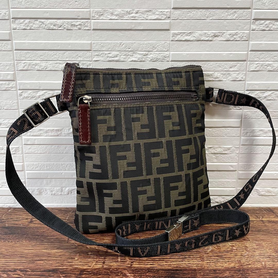 Fendi FF Zucca Pattern Canvas Shoulder Bag Pochette Brown 11a