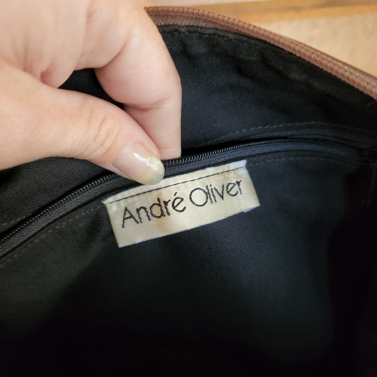 Andre Oliver Vintage Leather Shoulder Bag Purse Metallic Bronze Gold Emboss Geo