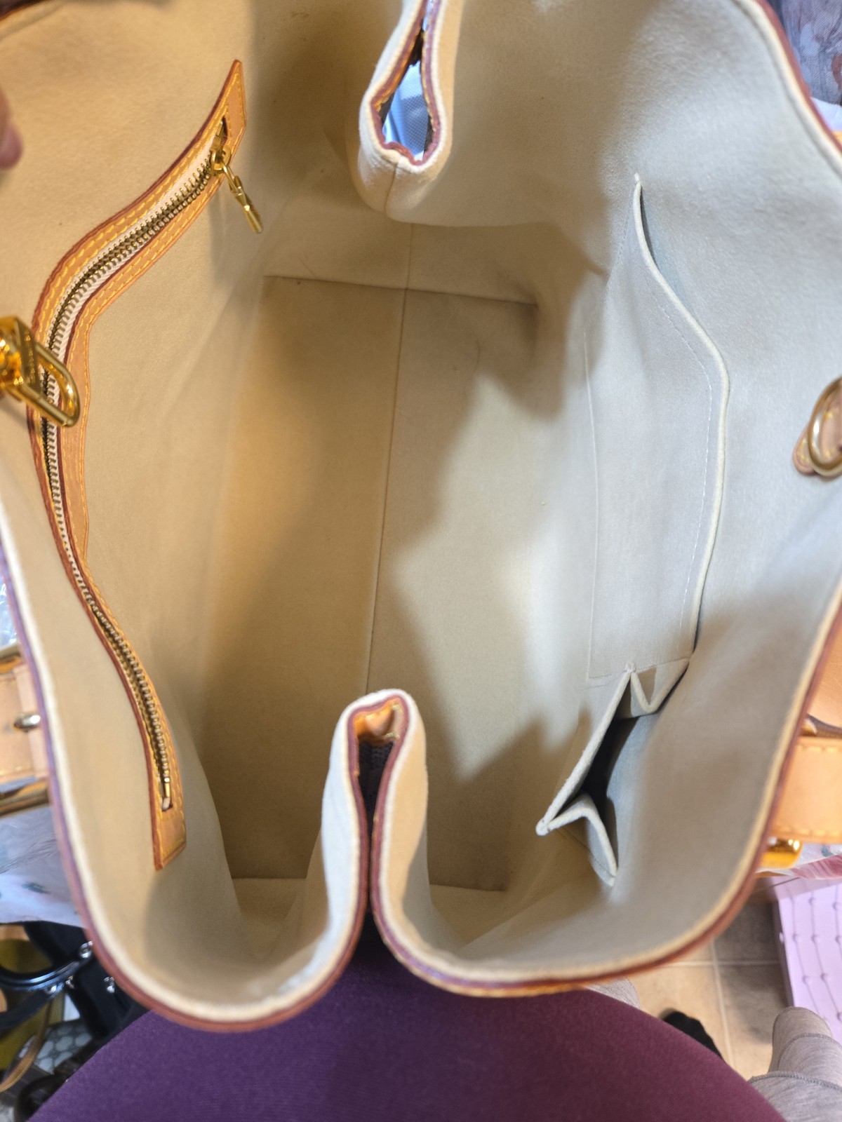 Louis Vuitton Hampstead mm Shoulder Bag Damier Azur Leather,