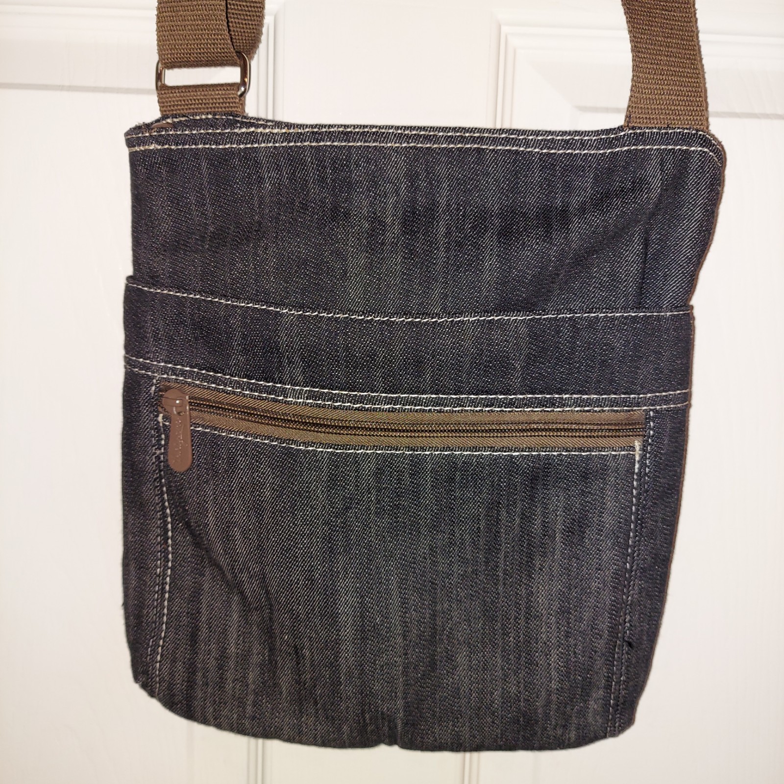 Thirty-One Denim Crossbody Shoulder Bag/Purse Adjustable Strap