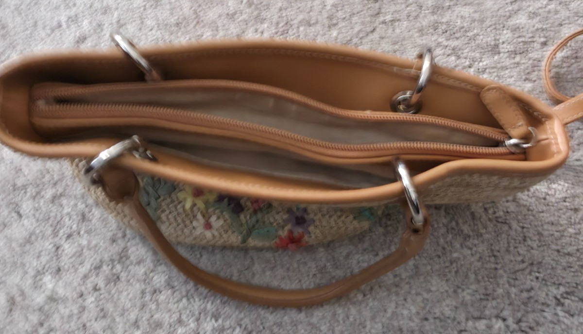 Spring Flower Wicker, Woven Purse Handbag-Used Good condition
