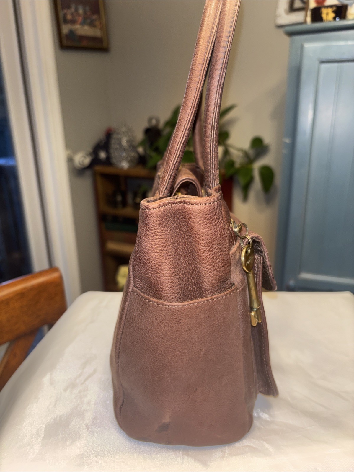 Fossil 75082 Brown Leather Handbag Purse Key Charm Clean Interior Missing Strap