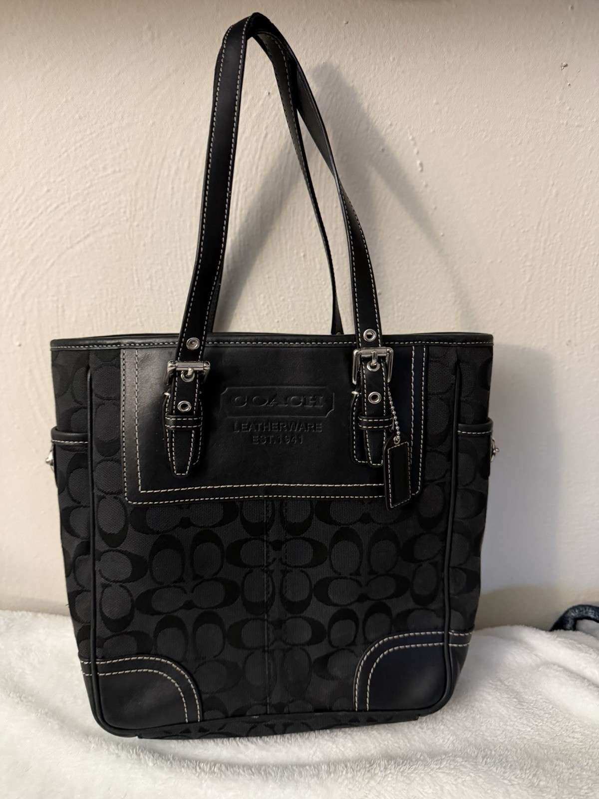 Coach Black Signature Zip Tote Shoulder Bag Silver Hardware Hang Tag Pockets